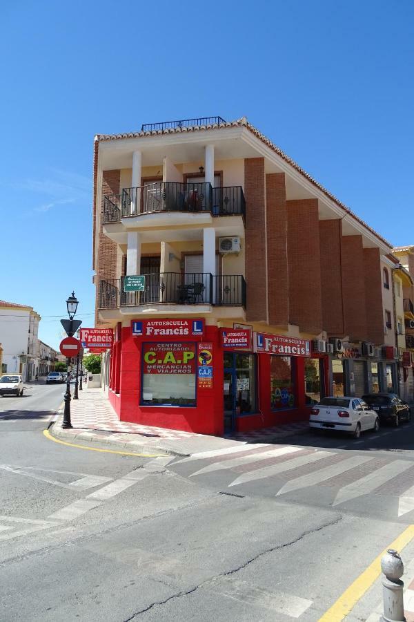 Alojamientos Turísticos La Palmera Cullar Vega Exterior foto